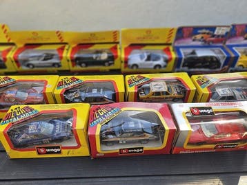 Bburago 1:43 - Model raceauto (19) - Bburago collectie, Nieuw