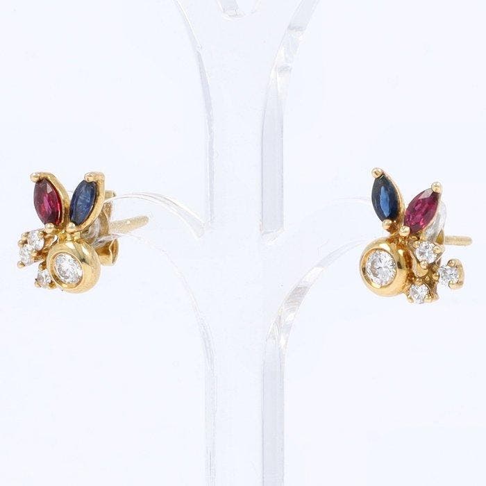 Boucles doreilles cloutées - 18 carats Or jaune Diamant, Bijoux, Sacs & Beauté, Bijoux anciens