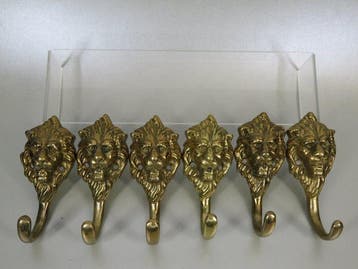 Leeuw: Kapstokhaak / Kledinghanger / hanger - Porte-manteau