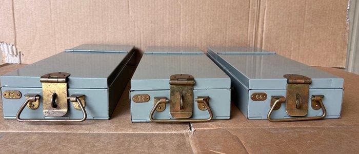 Kist (3) - Interne veiligheidskluizen - IJzer - Interne, Antiek en Kunst, Antiek | Wandborden en Tegels