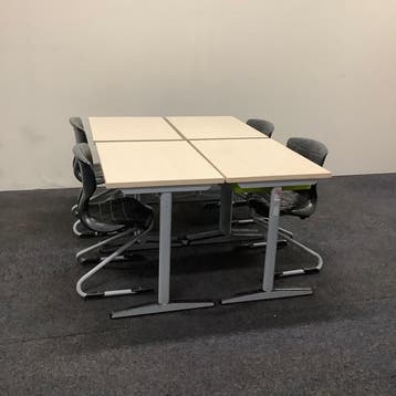 complete schoolset 4 stuks tafels + 4 stuks stoelen, merk, Huis en Inrichting, Gebruikt, Grijs, Eén
