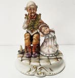 Capodimonte - Beeldje - Nonno con la nipotina - Porselein, Antiquités & Art