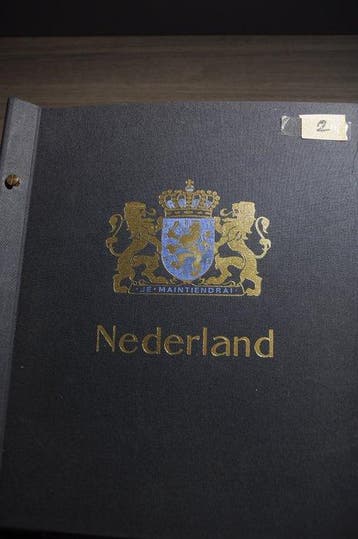 Nederland - Verzameling in een DAVO album en diverse, Gestempeld