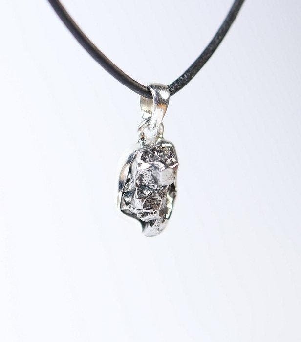Hanger meteoriet Campo del Cielo / nieuw / 925. Sterling, Verzamelen, Mineralen en Fossielen