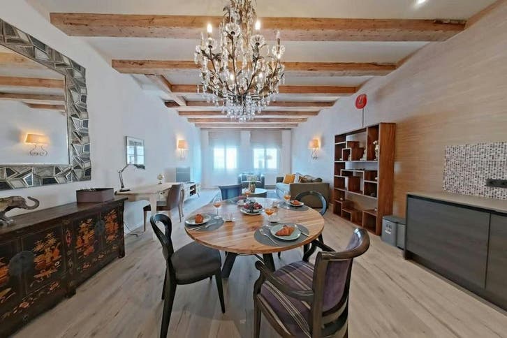 Appartement aan Rue des Pierres, Brussels, Immo, Appartementen en Studio's te huur, 50 m² of meer