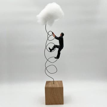 Coco de Paris - Climbing to the sky