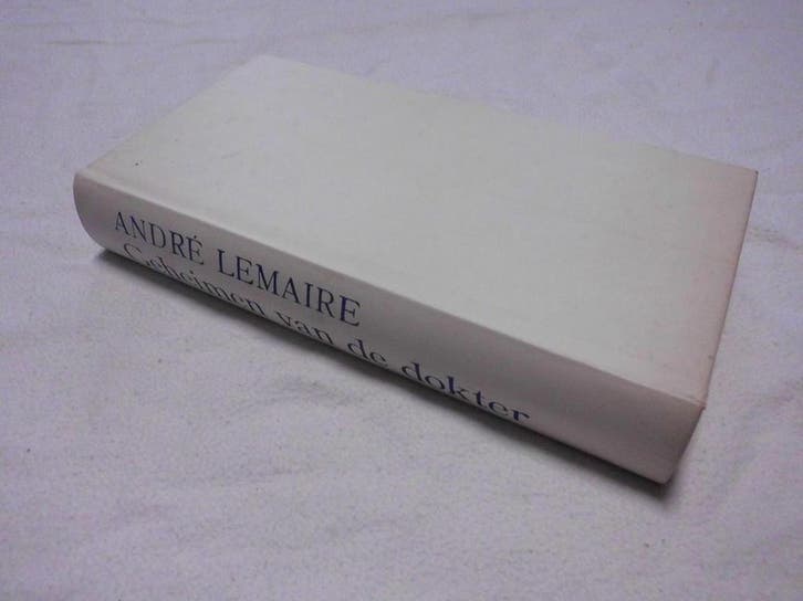 Geheimen van de dokter 9789022401620 Edgard Lemaire, Livres, Livres Autre, Envoi
