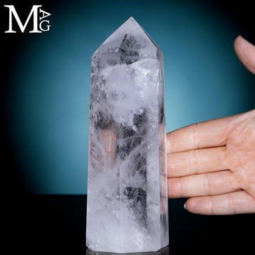 Quartz clair cristallin Quartz Tower - Hauteur : 170 mm -, Collections