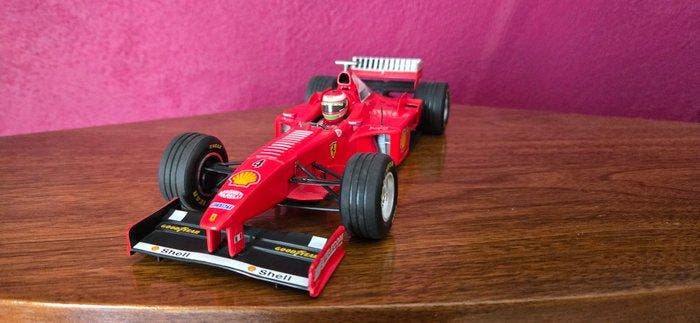Ferrari F300 4 Eddie Irvine F1 2ème Italie 1998 GP Replicas GP12-24B