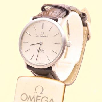 Omega - Constellation Quartz Cal.1330 The domed crystal is, Nieuw