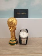 Leo Messi. Horloge door Mirage + WK-trofee, Verzamelen, Nieuw
