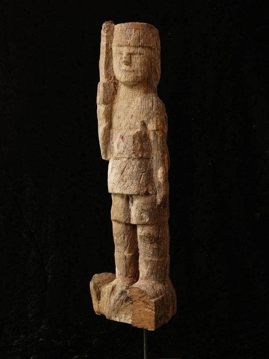 Voorouderfiguur - Mahafaly - Madagaskar - Fragment van een, Antiquités & Art, Art | Art non-occidental