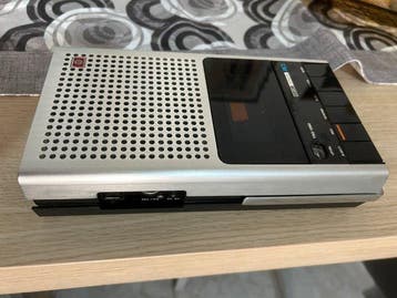 Hitachi - TRQ-280 / Portable Mono Compact, Nieuw