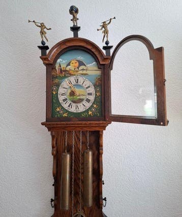 Friese staartklok - typenummer UW 07029 - Vintage Hout,