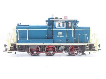 ESU H0 - 31411 - Dieselhydraulische locomotief (1) - BR 260, Nieuw
