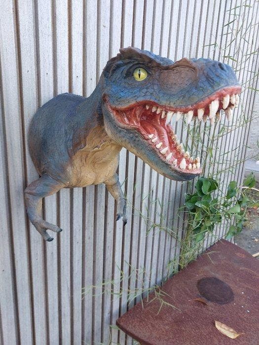 Beeld, muurdecoratie dinosaurus - 47 cm - polyresin, Antiek en Kunst, Kunst | Designobjecten