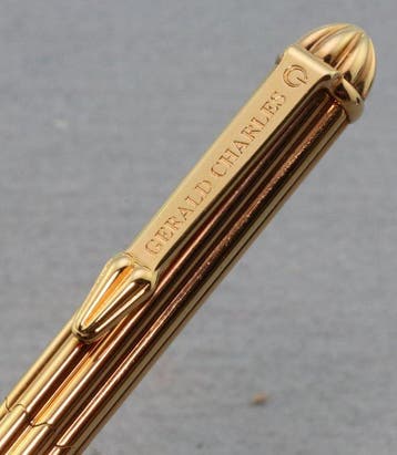 Gerard Charles - ballpoint pen gold plated godron - Stylo à, Verzamelen, Nieuw