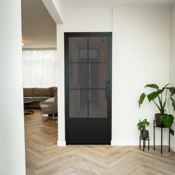 Stalen Binnendeur Zwart 6 Vlaks met kickplate Rook glas, Binnendeur