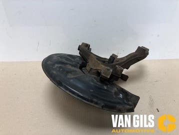 Fusee rechts-achter Volkswagen Golf O273458