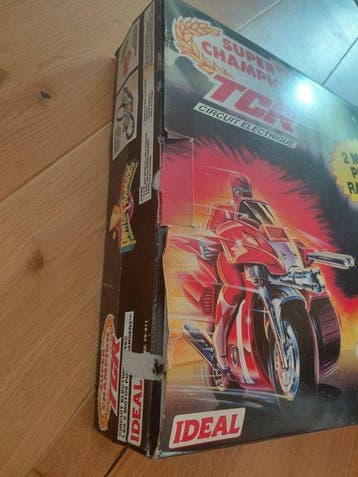 IDEAL - Modelauto - Super Champion TCR Power Rangers 2 motos, Nieuw