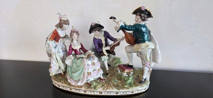 Scheibe-Alsbach - Figurine - Scène musicale de salon en, Antiek en Kunst, Antiek | Glaswerk en Kristal