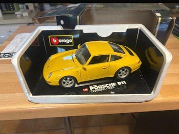 Bburago 1:18 - Modelauto - Porsche 911 Carrera (1993)