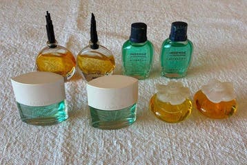 Coleção 77 Miniaturas Perfumes Diversas Marcas Como novo ·