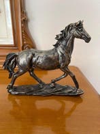 Decoratief ornament - Elegant Horse Sculpture – Bronze Style, Antiek en Kunst