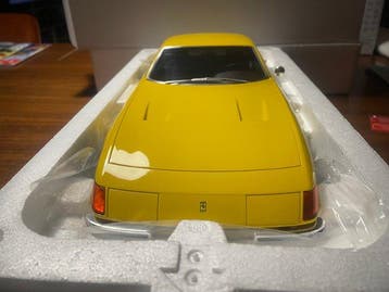 GT Spirit 1:12 - Modelauto - Ferrari 365 GTB/4 Daytona