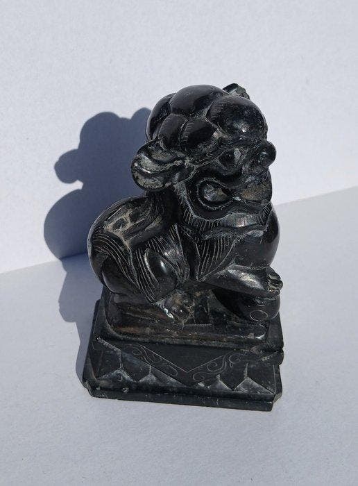 Beeld, Chinese Foo Dog - 10.5 cm - Speksteen, Antiquités & Art, Curiosités & Brocante