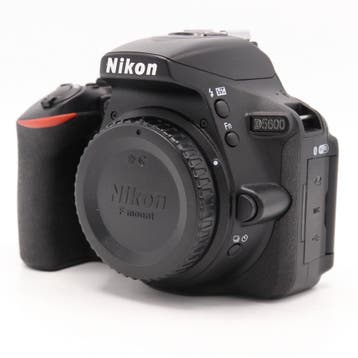 Nikon D5600 body | Occasion, Ophalen of Verzenden