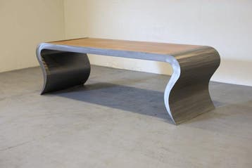 Probably Hans Kolpa - Eettafel - center table model Wave -