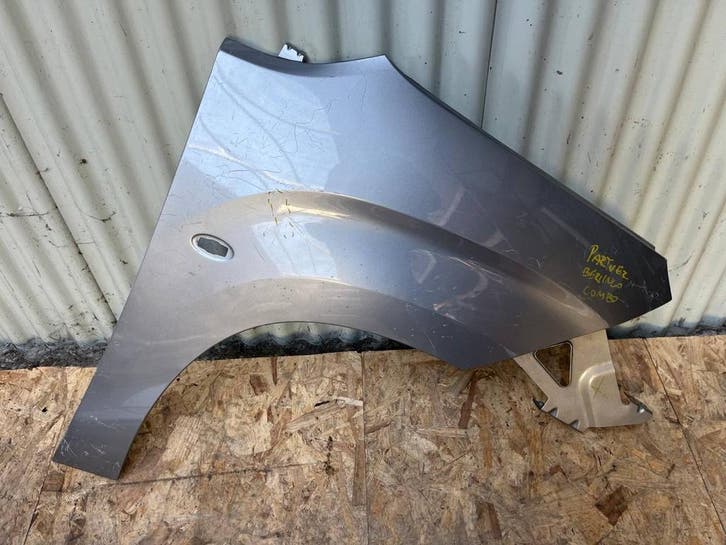 Aile av. droite Citroen Berlingo IV Peugeot Partner 2018-, Auto-onderdelen, Carrosserie, Ophalen