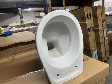 Hangtoilet Villeroy & Boch, Ophalen, Nieuw, Toilet