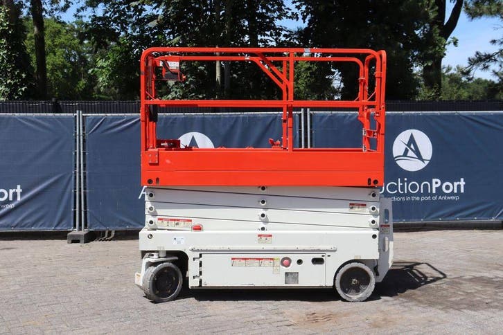 Veiling: Schaarhoogwerker Zoomlion Elektrisch, Articles professionnels, Machines & Construction | Ascenseurs, Échafaudages & Échelles