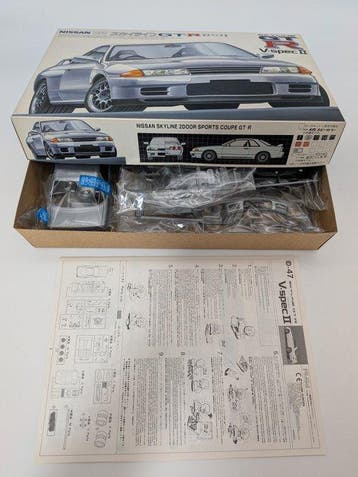 Fujimi 1:24 - Modelbouwdoos - Nissan Skyline GT-R V-spec II, Nieuw