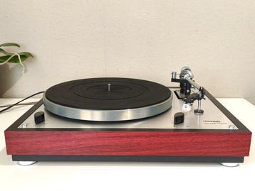 Thorens - TD 166 - Entièrement manuel - Haut de gamme Table