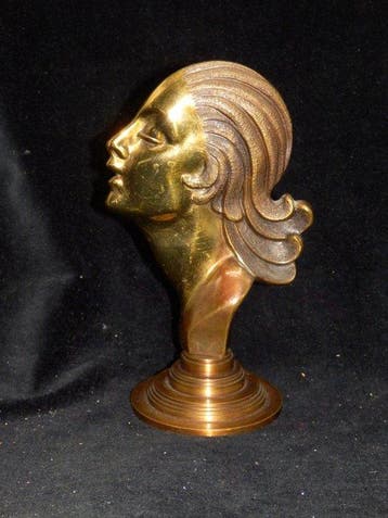 Art Deco-stijl buste van een vrouwenhoofd - Beeld, Buste van