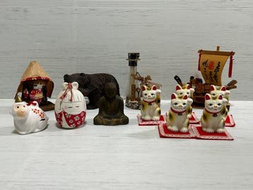 Beeldje - Vintage Japanese Folk Art & Lucky Charm Collection