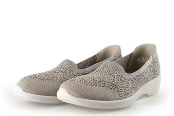 Skechers Instappers in maat 40 Beige, Skechers, Verzenden, Zo goed als nieuw, Instappers