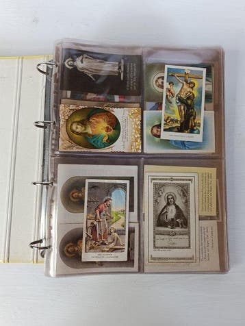 Relikwie (354) - Papier - 1900-1910, 1940-1950 - Santini uit