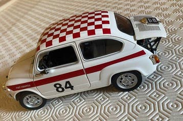 Solido 1:18 - Model sportwagen - Fiat Abarth 850 TC, Nieuw