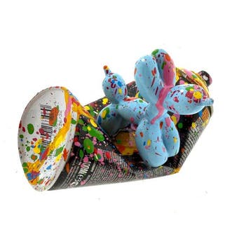 Koen Betjes (1992) - Balloon Dog crushed Spraycan