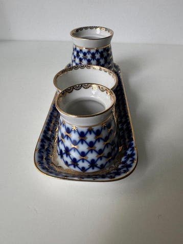 Lomonosov Imperial Porcelain Factory - A. Yatskevich - Bord
