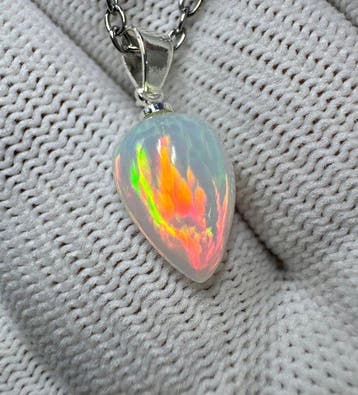Opaal Cabochon - Hoogte: 21 mm - Breedte: 10 mm- 0.9 g - (1)