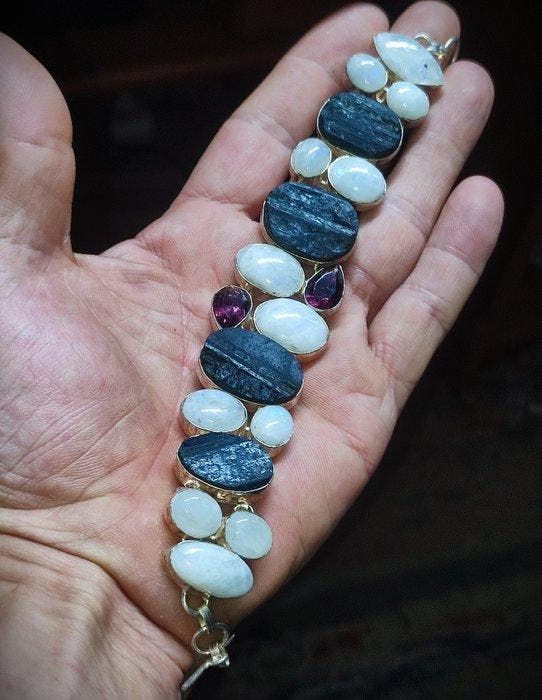 Geen minimumprijs Mooi maansteen, granaat en zwarte, Verzamelen, Mineralen en Fossielen