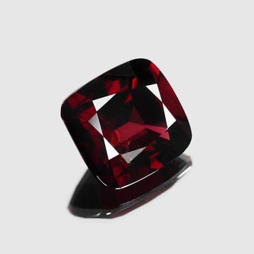 1 pcs Rood Spinel - 4.43 ct - Lotus Gemology - Spinel zonder