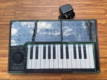 Roland - System1 - - Clavier-synthétiseur (Sans prix de