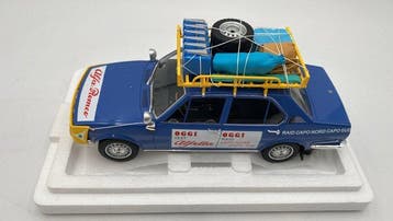 Laudoracing 1:18 - Voiture miniature - Alfa Romeo Alfetta