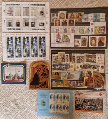 Vaticaanstad 2011/2012 - Vaticaanstad. Jaargangen 2011/12, Postzegels en Munten, Gestempeld